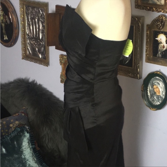 Windsor Daisy Taffeta Crumb Catcher Maxi Dress Small mermaid contour silhouette - Picture 12 of 14